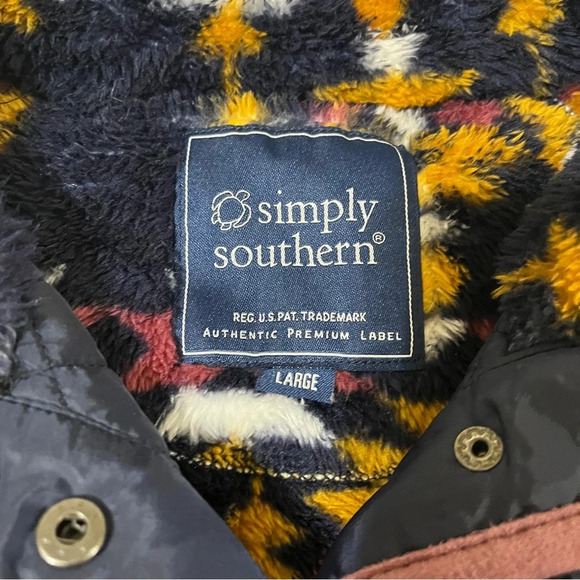 SIMPLY SOUTHERN Womens Aztec Fleece/Quilted Pullover Large - Picture 6 of 10
